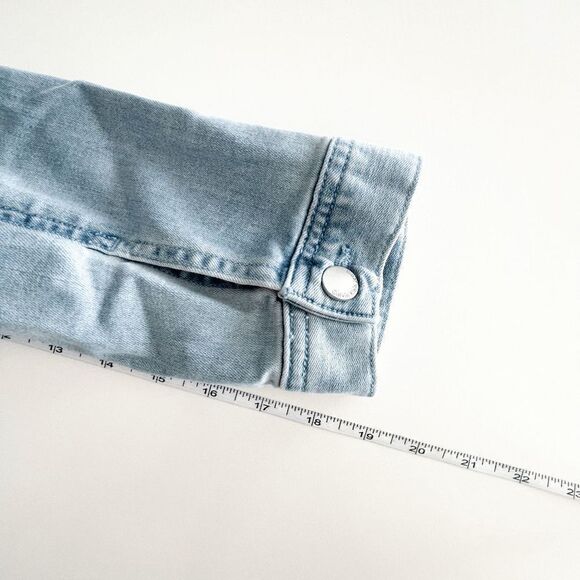 Calvin Klein Jeans Womens Denim Jacket Cropped Pastel Applique Light Wash Large - Picture 7 of 7